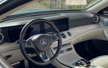 Mercedes-Benz E-Класс, 2017 год, 4 099 000 рублей, 20 фотография
