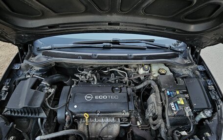 Opel Astra J, 2014 год, 15 фотография