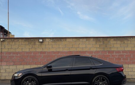 Volkswagen Jetta VII, 2022 год, 2 300 000 рублей, 3 фотография