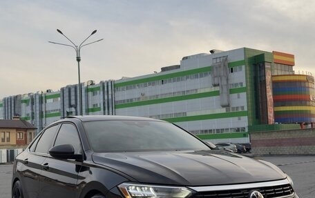 Volkswagen Jetta VII, 2022 год, 2 300 000 рублей, 2 фотография