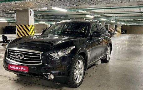 Infiniti QX70, 2013 год, 1 720 000 рублей, 1 фотография