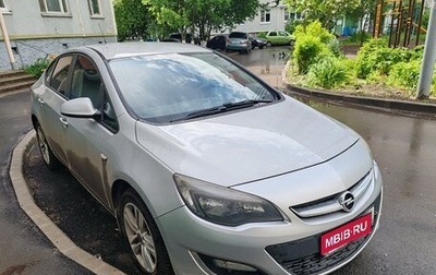 Opel Astra J, 2012 год, 700 000 рублей, 1 фотография