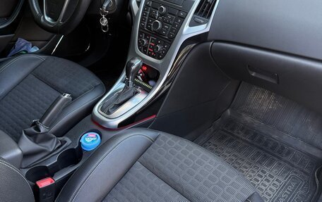 Opel Astra J, 2014 год, 1 420 000 рублей, 8 фотография