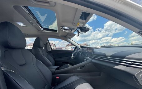 Hyundai Elantra, 2023 год, 2 300 000 рублей, 10 фотография