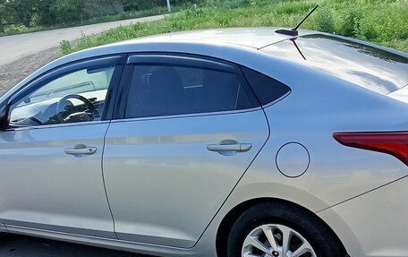 Hyundai Solaris II рестайлинг, 2018 год, 950 000 рублей, 5 фотография