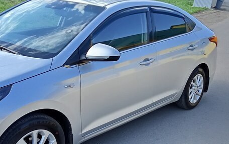 Hyundai Solaris II рестайлинг, 2018 год, 950 000 рублей, 8 фотография