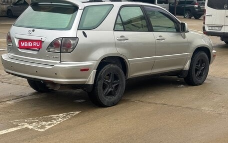 Lexus RX IV рестайлинг, 2002 год, 690 000 рублей, 7 фотография