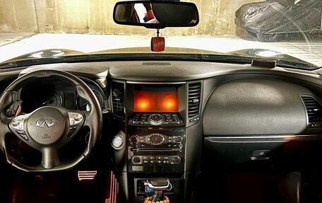 Infiniti QX70, 2013 год, 1 720 000 рублей, 4 фотография