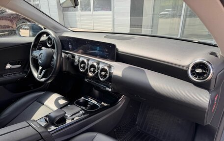 Mercedes-Benz CLA, 2020 год, 2 700 000 рублей, 27 фотография