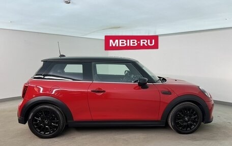 MINI Hatch, 2021 год, 2 950 000 рублей, 6 фотография
