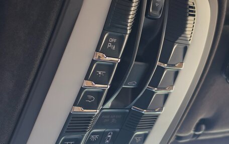 Porsche Cayenne III, 2012 год, 2 400 000 рублей, 12 фотография