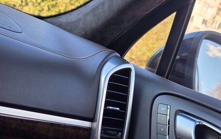 Porsche Cayenne III, 2012 год, 2 400 000 рублей, 17 фотография