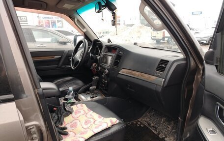 Mitsubishi Pajero IV, 2010 год, 1 600 000 рублей, 3 фотография