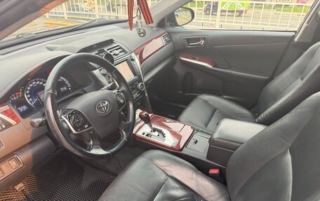 Toyota Camry, 2013 год, 1 850 000 рублей, 10 фотография