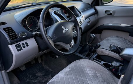 Mitsubishi L200 IV рестайлинг, 2011 год, 1 640 000 рублей, 11 фотография