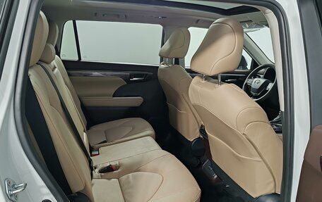 Toyota Highlander, 2026 год, 6 490 000 рублей, 20 фотография