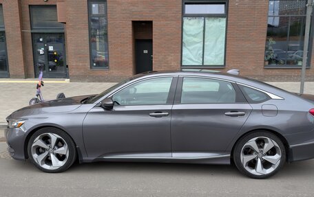 Honda Accord IX рестайлинг, 2018 год, 2 370 000 рублей, 2 фотография