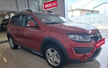 Renault Sandero II рестайлинг, 2017 год, 699 000 рублей, 2 фотография
