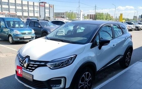 Renault Kaptur I рестайлинг, 2021 год, 1 649 000 рублей, 3 фотография
