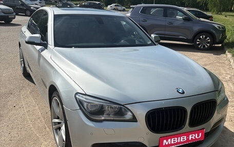 BMW 7 серия, 2013 год, 2 200 000 рублей, 1 фотография