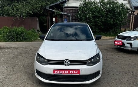 Volkswagen Polo VI (EU Market), 2014 год, 450 000 рублей, 1 фотография
