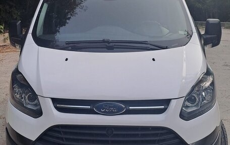Ford Tourneo Custom I рестайлинг, 2017 год, 2 550 000 рублей, 1 фотография