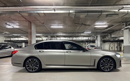 BMW 7 серия, 2019 год, 8 000 000 рублей, 7 фотография