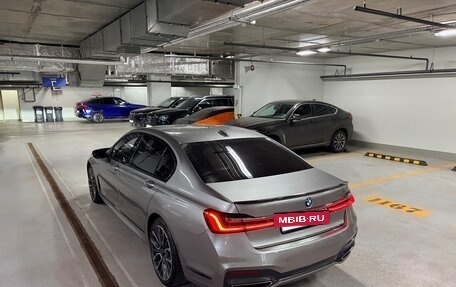 BMW 7 серия, 2019 год, 8 000 000 рублей, 10 фотография