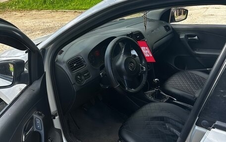 Volkswagen Polo VI (EU Market), 2014 год, 450 000 рублей, 4 фотография