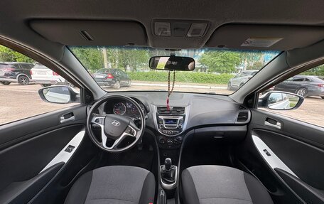 Hyundai Solaris II рестайлинг, 2013 год, 790 000 рублей, 16 фотография