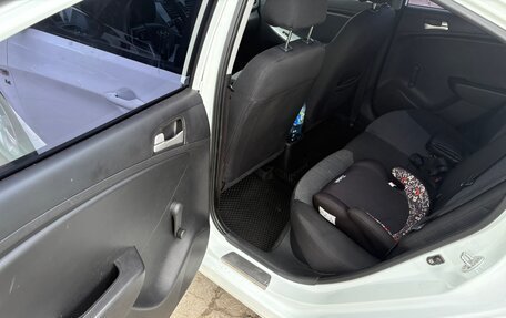 Hyundai Solaris II рестайлинг, 2013 год, 790 000 рублей, 18 фотография