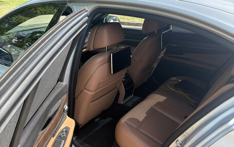 BMW 7 серия, 2013 год, 2 200 000 рублей, 11 фотография