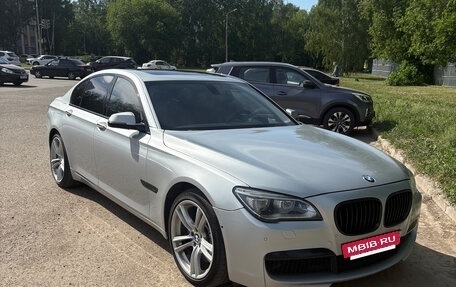 BMW 7 серия, 2013 год, 2 200 000 рублей, 8 фотография