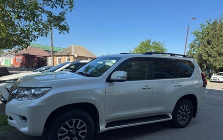 Toyota Land Cruiser Prado 150 рестайлинг 2, 2021 год, 5 500 000 рублей, 9 фотография