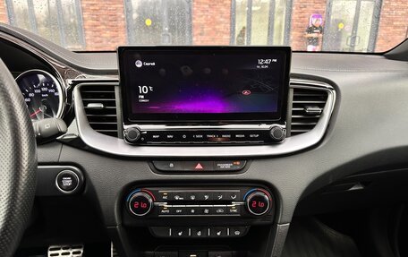 KIA cee'd III, 2022 год, 2 090 000 рублей, 21 фотография