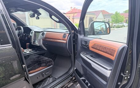Toyota Tundra II, 2019 год, 5 700 000 рублей, 7 фотография