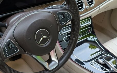 Mercedes-Benz E-Класс, 2017 год, 4 200 000 рублей, 14 фотография