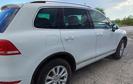 Volkswagen Touareg III, 2013 год, 2 549 000 рублей, 3 фотография