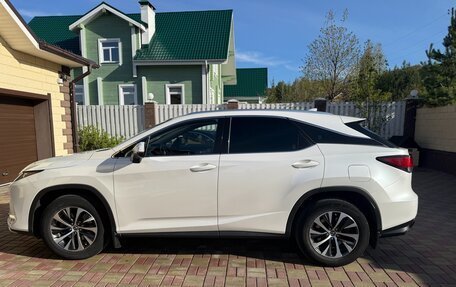 Lexus RX IV рестайлинг, 2020 год, 5 000 000 рублей, 6 фотография