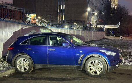 Infiniti QX70, 2016 год, 2 430 000 рублей, 7 фотография