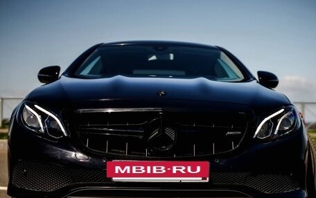 Mercedes-Benz E-Класс, 2017 год, 3 650 000 рублей, 8 фотография