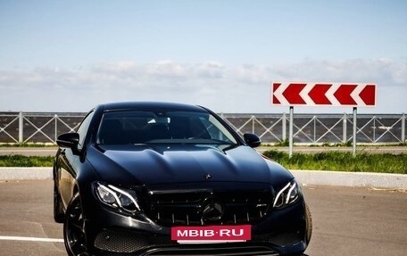 Mercedes-Benz E-Класс, 2017 год, 3 650 000 рублей, 2 фотография