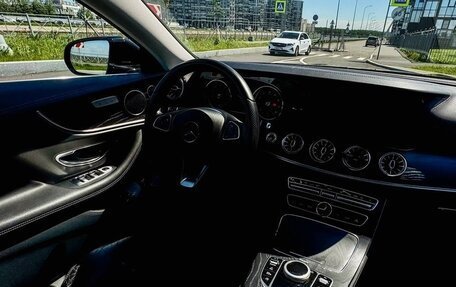 Mercedes-Benz E-Класс, 2017 год, 3 650 000 рублей, 13 фотография