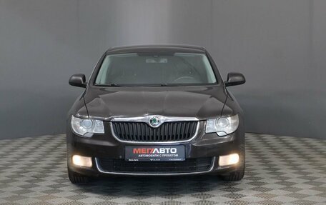 Skoda Superb III рестайлинг, 2012 год, 940 000 рублей, 3 фотография