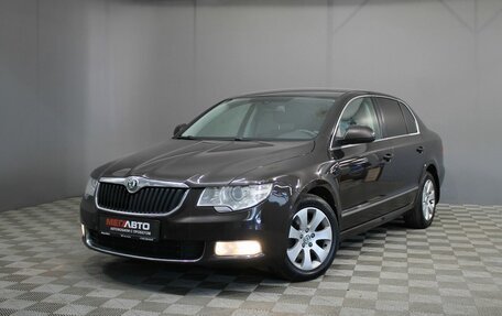 Skoda Superb III рестайлинг, 2012 год, 940 000 рублей, 2 фотография
