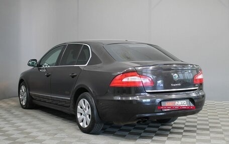 Skoda Superb III рестайлинг, 2012 год, 940 000 рублей, 5 фотография