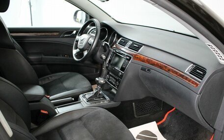 Skoda Superb III рестайлинг, 2012 год, 940 000 рублей, 13 фотография