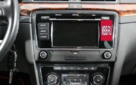 Skoda Superb III рестайлинг, 2012 год, 940 000 рублей, 14 фотография