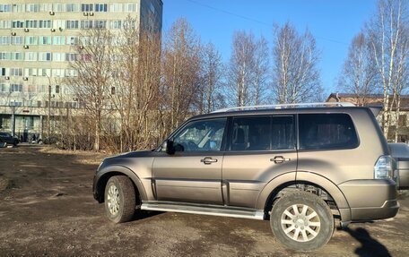 Mitsubishi Pajero IV, 2010 год, 1 700 000 рублей, 6 фотография