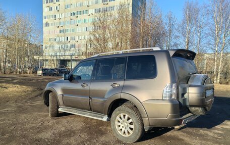 Mitsubishi Pajero IV, 2010 год, 1 700 000 рублей, 5 фотография